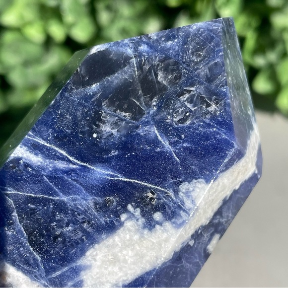 Sodalite Crystal Tower - Picture 8 of 17